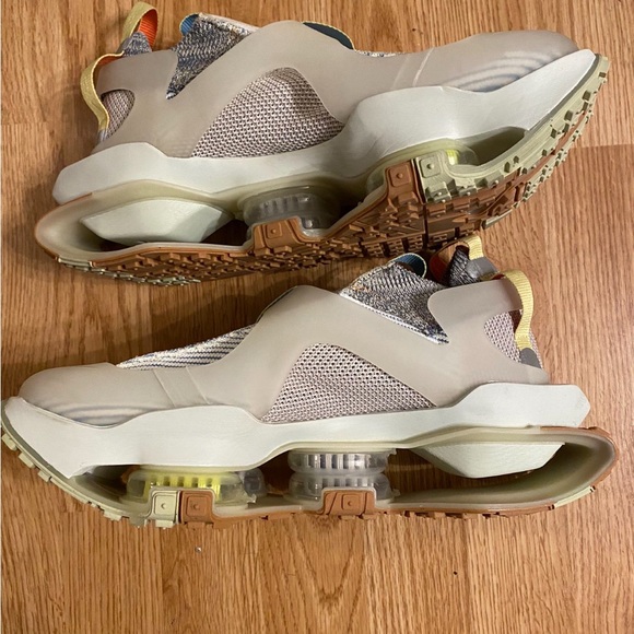 Nike Zoom Road Warrior ISPA Size 8.5 with box, worn twice, - Picture 2 of 9